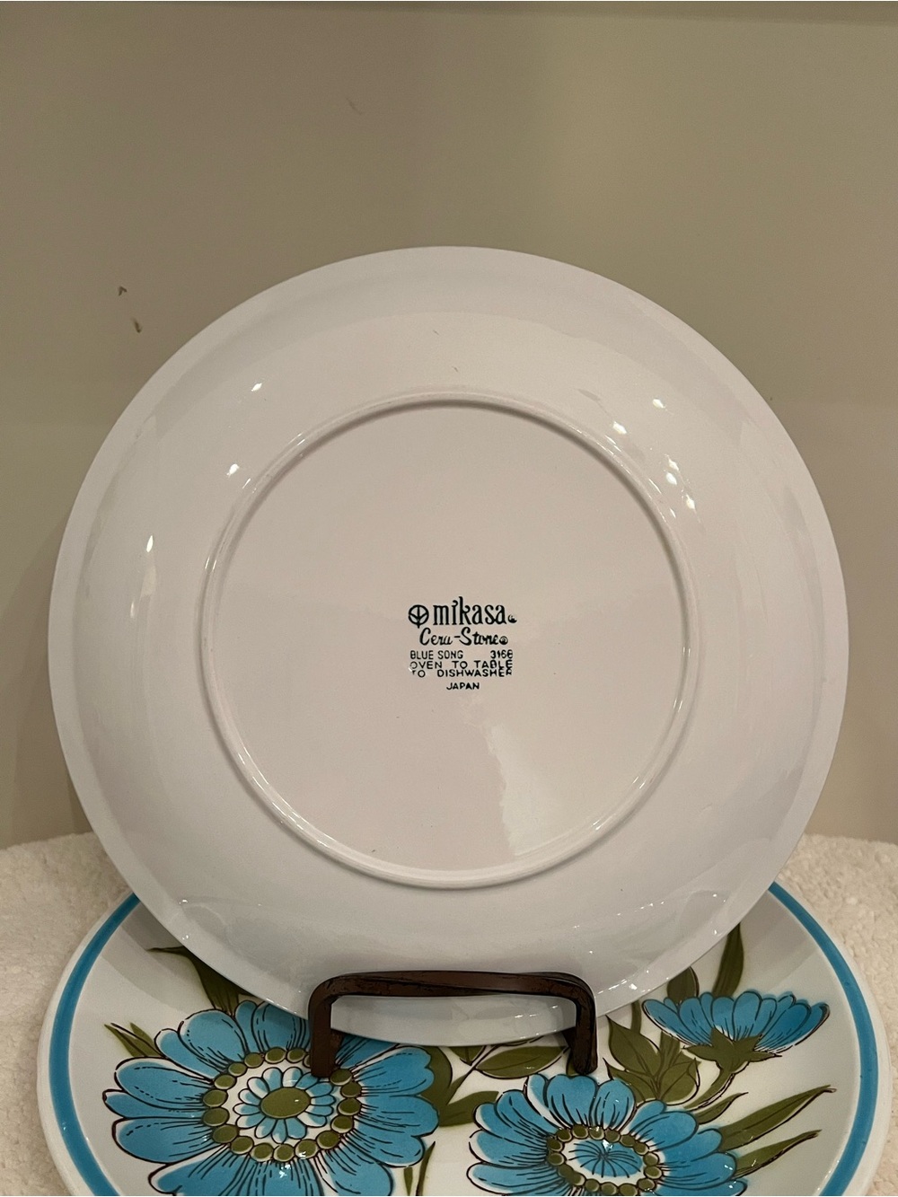 Vintage Mikasa Cera-Stone Blue Song ceramic plates- set of 2 - Picture 2 of 5